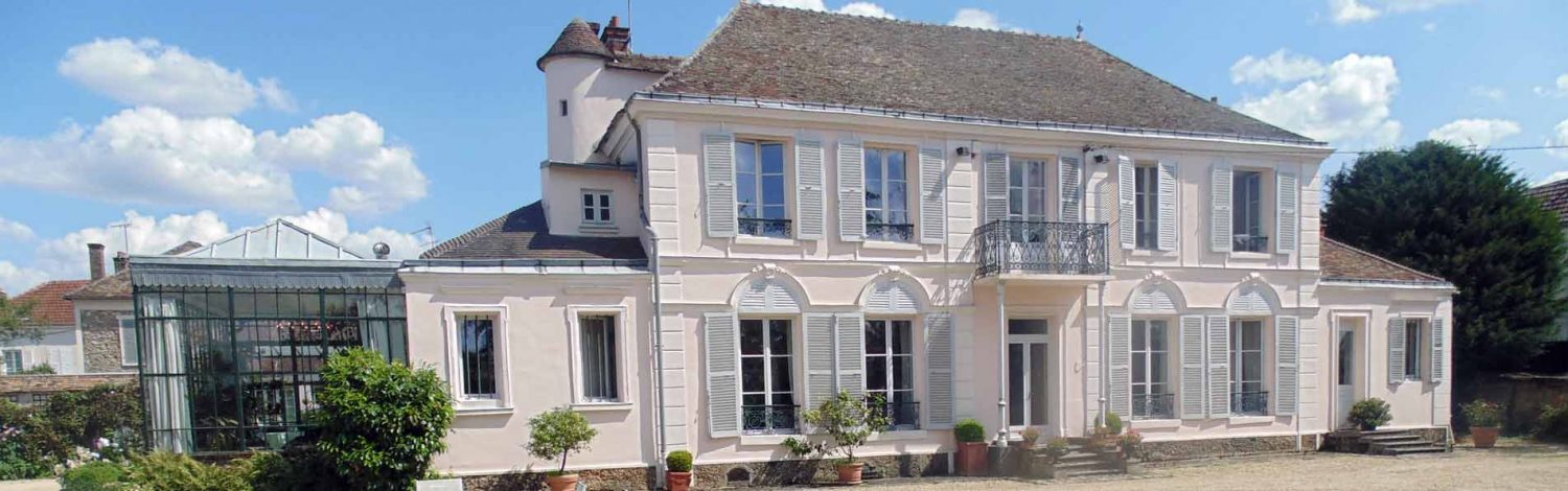 Maison d'hôte à Neauphle Le Château - 78640 Yvelines